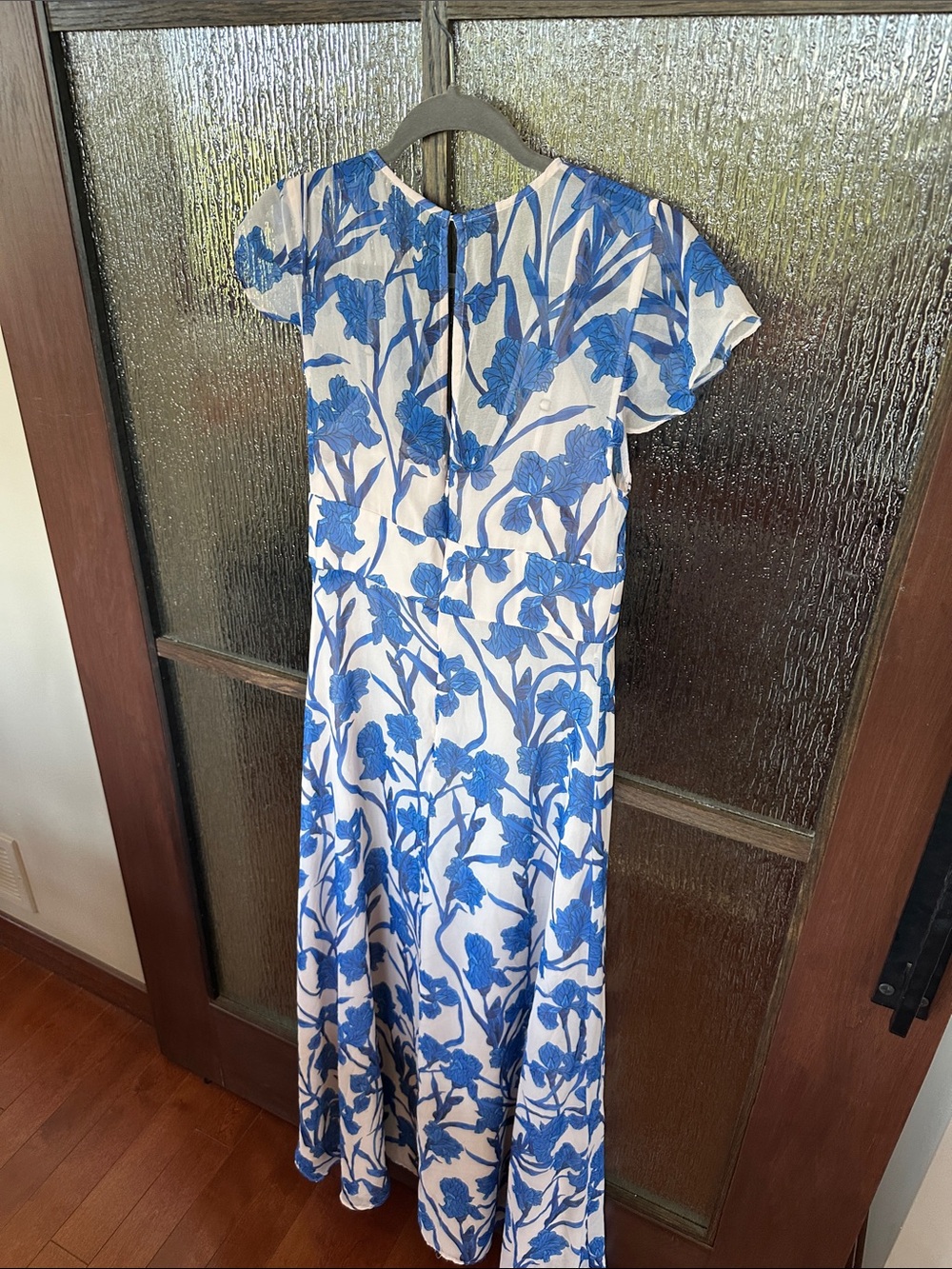 Hutch Nia Floral Dress size 6 Blue Floral V-Neck Maxi Dress - Women - Picture 15 of 15